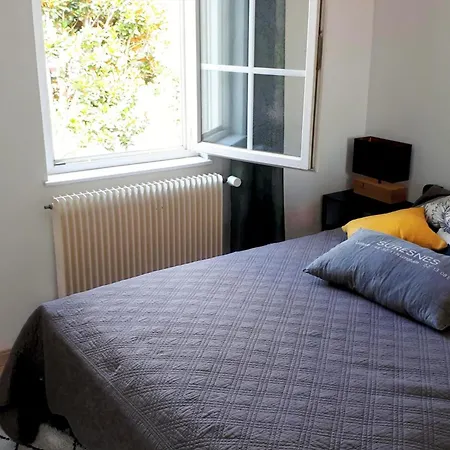 Apartment Very Bright With Terrace In *